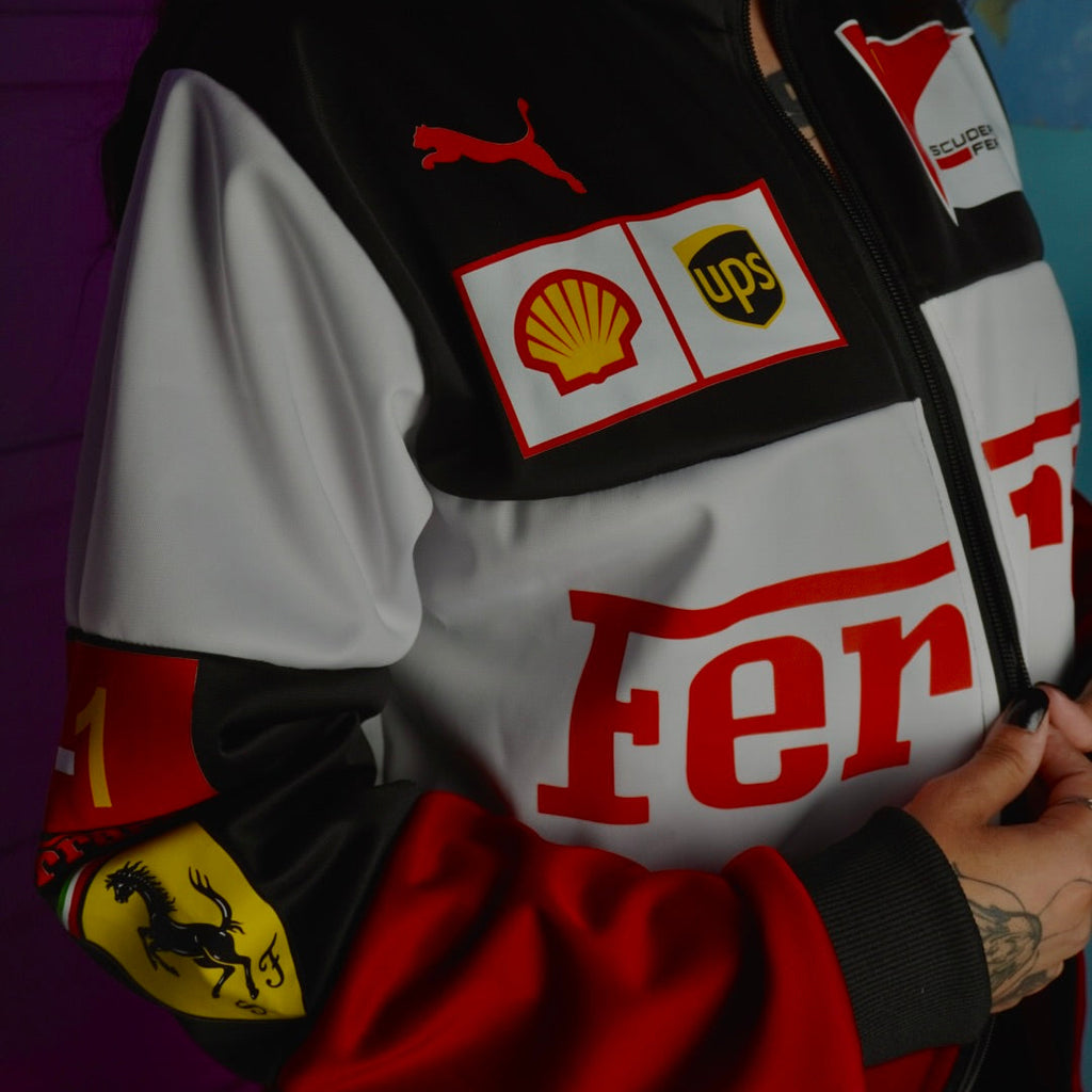 CAMPERA FERRARI / F1